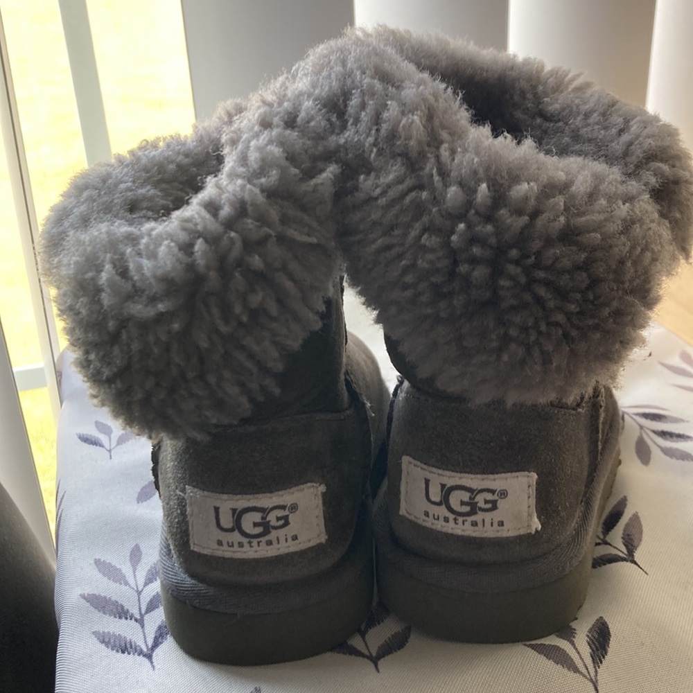 Toddler UGGS - Picture 4 of 6